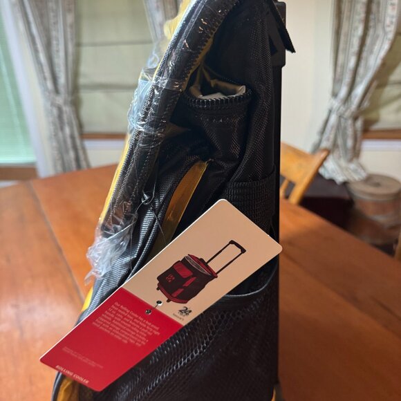 NWT Pittsburgh Steelers football tailgating rolling cooler with pull-out handle - Picture 11 of 11